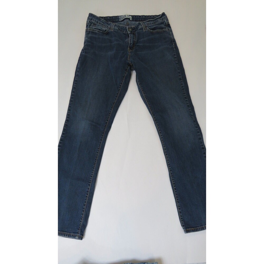 Levi Strauss Signature Women's Size 12 Mid Rise Straight Jeans Medium Wash